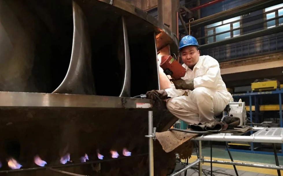 【不負韶華】奮斗的青春最美麗 哈電集團高質量發展征途上的生力軍(圖5) 【不負韶華】奮斗的青春最美麗 哈電集團高質量發展征途上的生力軍(圖5)